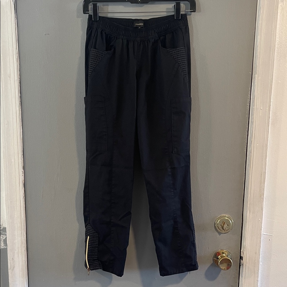 Jaanuu Black Cargo Scrub Pants XS